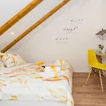 Fantattic Old Town Apartment