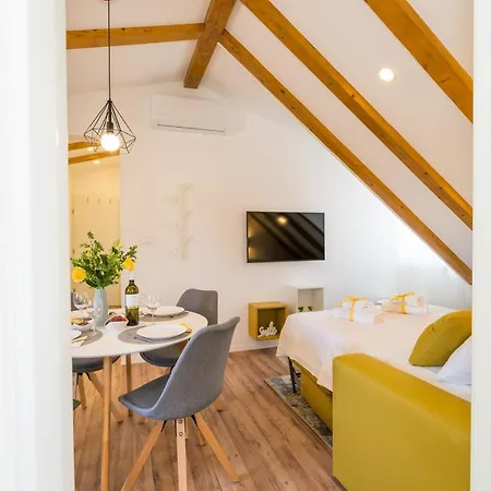 Fantattic Old Town Apartament