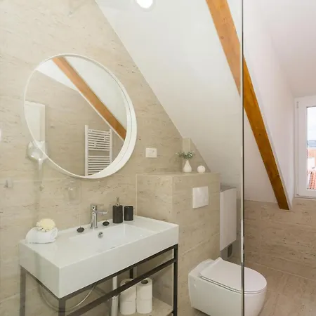 Fantattic Old Town Apartament