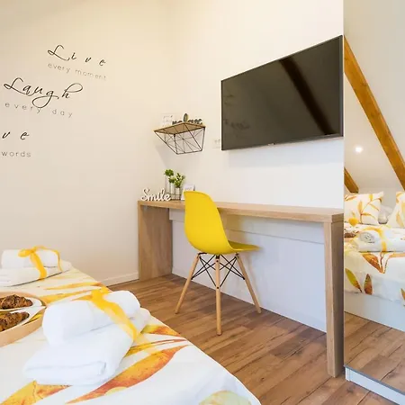 Fantattic Old Town דירה